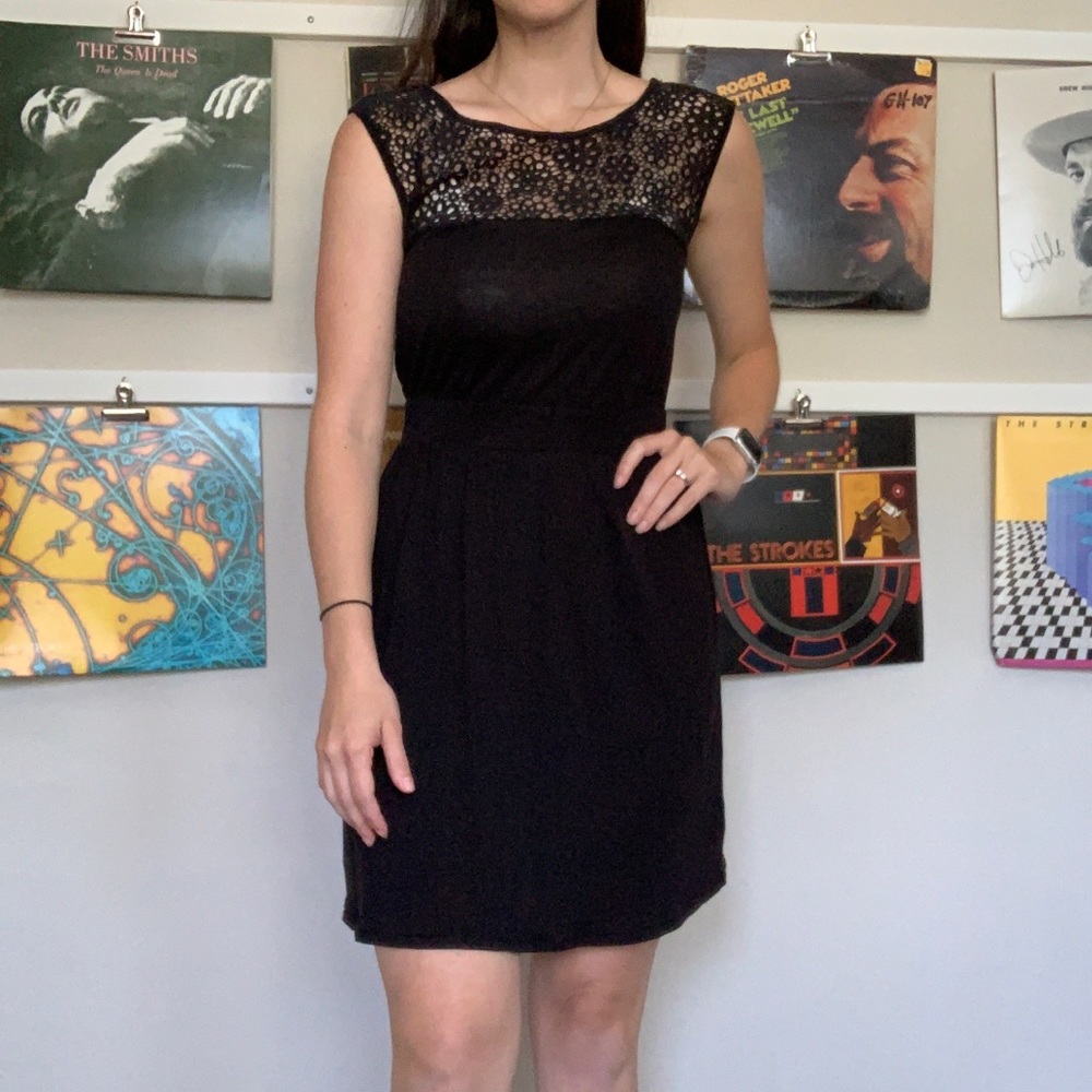 Banana Republic Dress | Black Crochet Lace Yoke